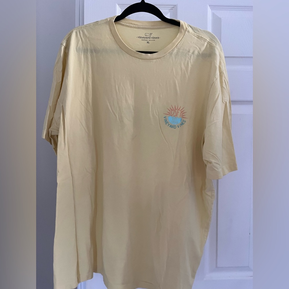Vineyard Vines Light Yellow T-Shirt with Graphic